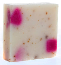 Load image into Gallery viewer, Flower Petal Floral Bar soap 5oz Organic Handmade Vegan Soap Bar With All Natural Ingredients
