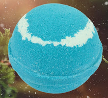 Load image into Gallery viewer, Mistletoe Bath Bomb 4.5oz, Handmade, All Natural, vegan, Fresh Ingredients, big bath bombs, the perfect gift, self care products, fizzy
